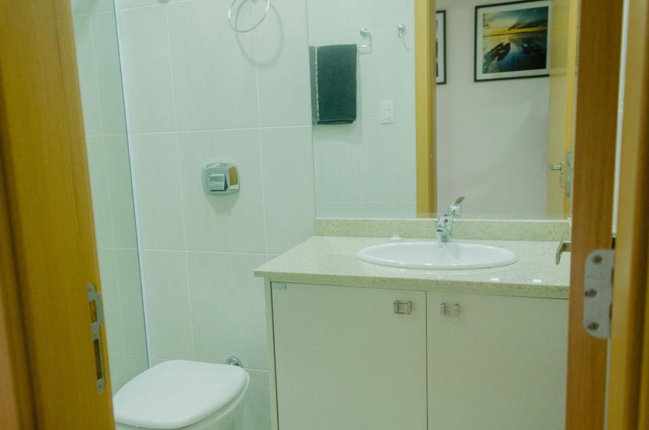 No Centro De Cascavel, Atras Do Ibis, Confortavel E Bom Gosto كاسكافيل المظهر الخارجي الصورة