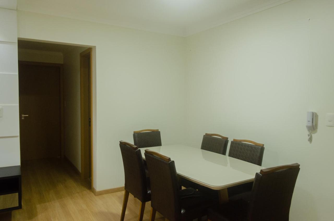 No Centro De Cascavel, Atras Do Ibis, Confortavel E Bom Gosto كاسكافيل المظهر الخارجي الصورة